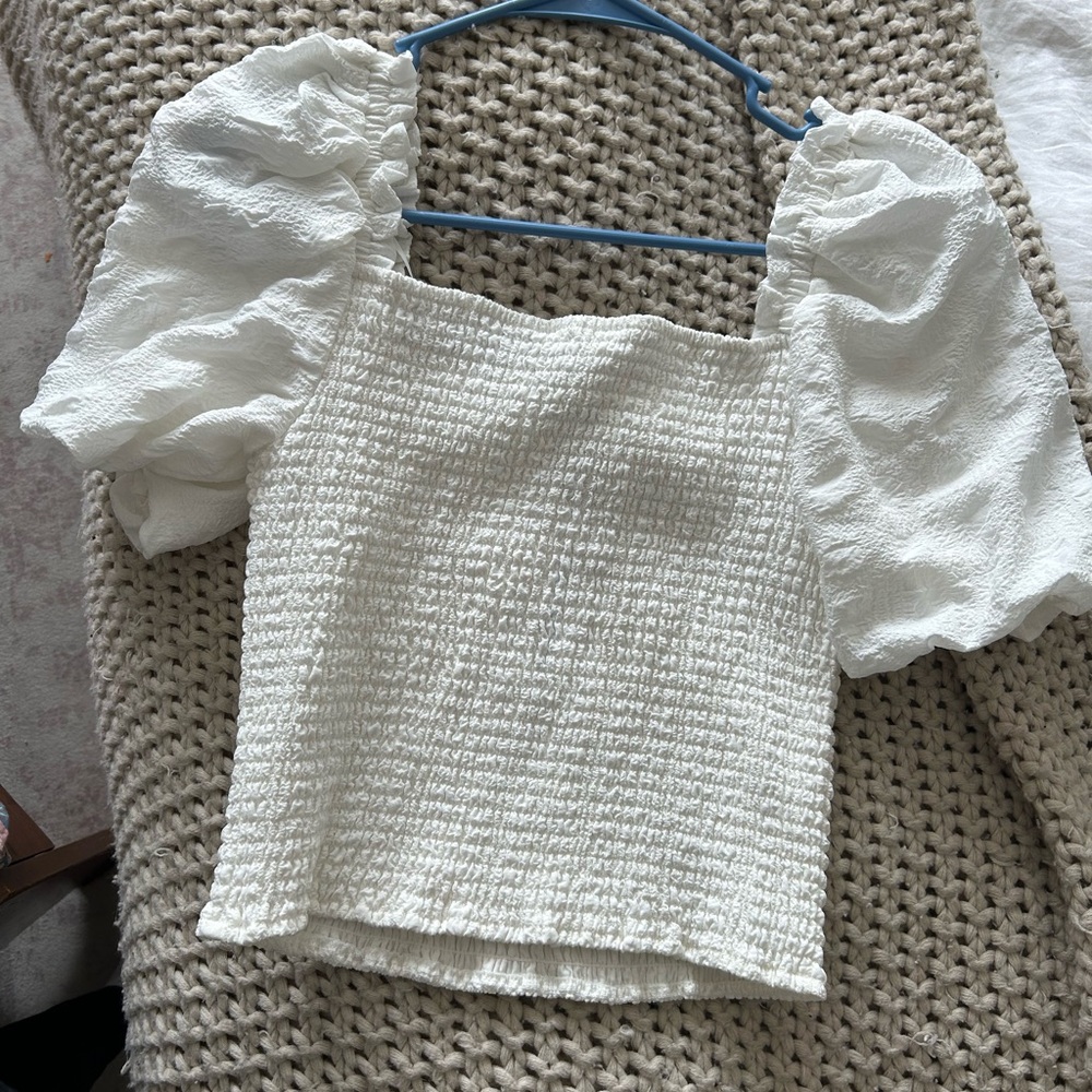 Steve Madden White Smocked Square-Neck Puff Sleeve Crop Top